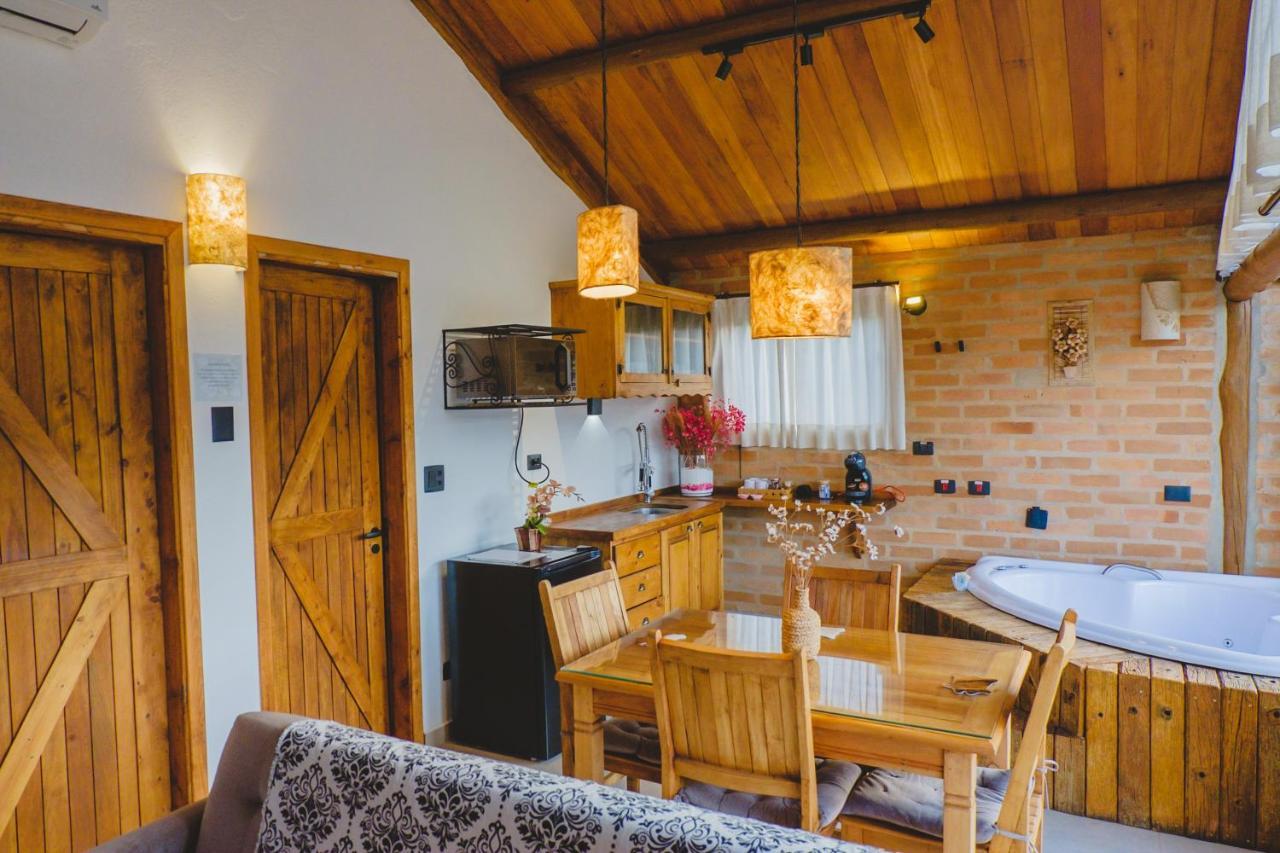 Pousada Ho'Oponopono Chalets & Wine Sapucai-Mirim Ngoại thất bức ảnh